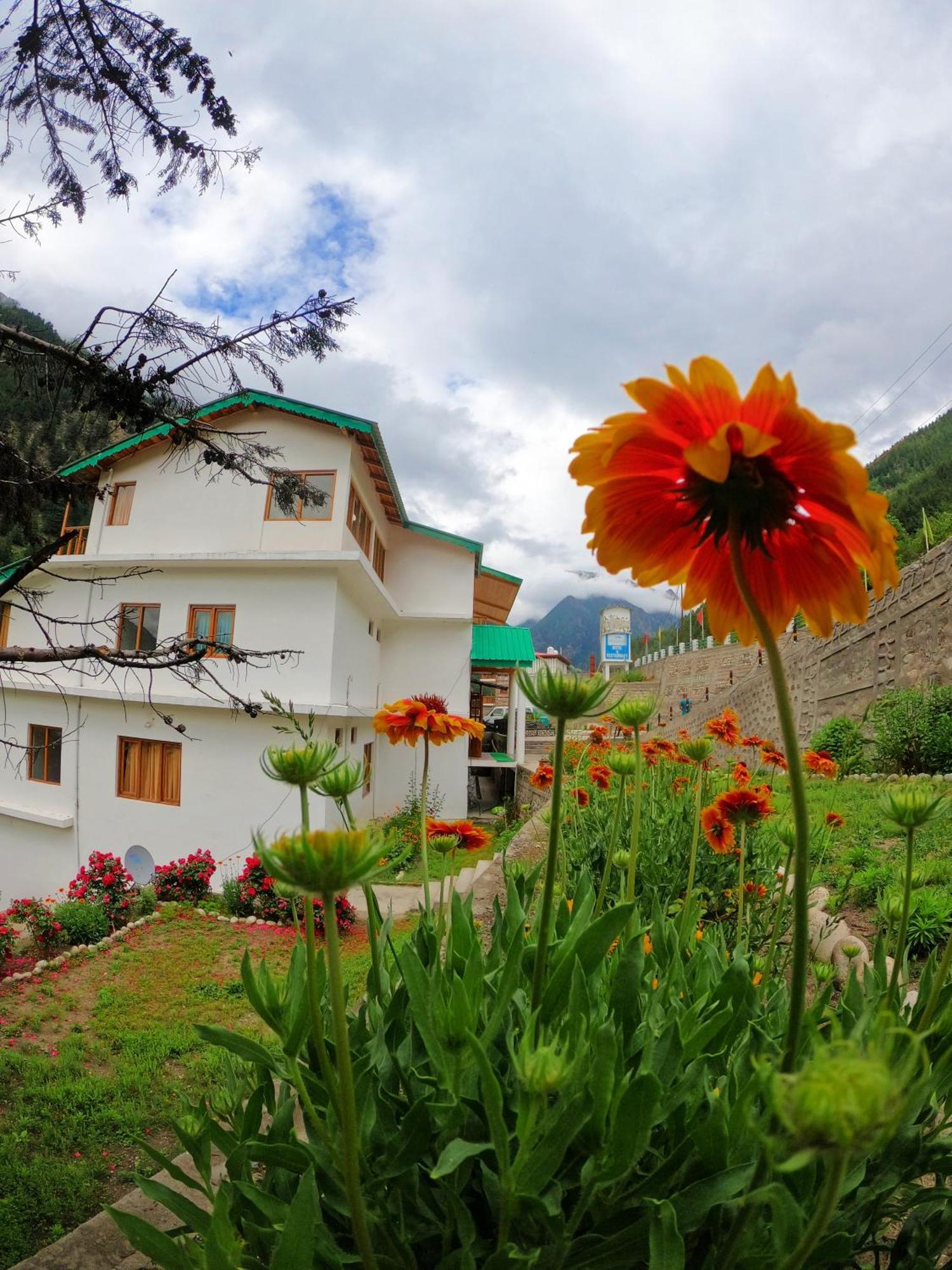 Hotel Prakriti-The Retreat à Harsil Extérieur photo
