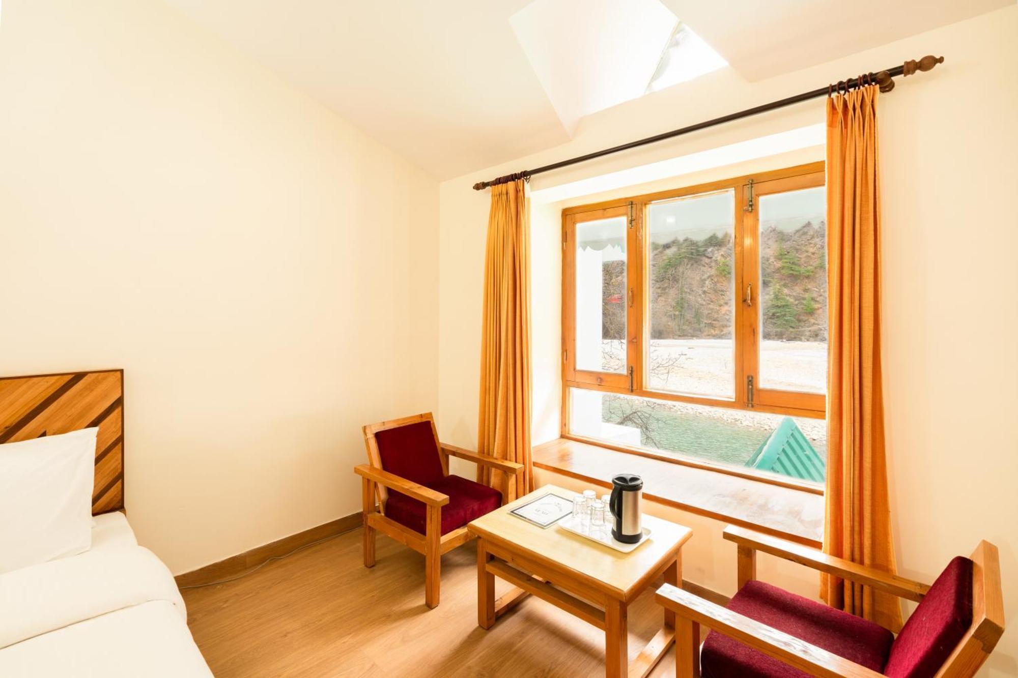 Hotel Prakriti-The Retreat à Harsil Extérieur photo